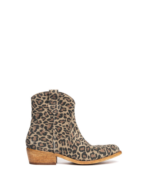 Tronchetti texani in camoscio leopardato 2715
